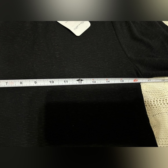 NWT Ada Faye Polagram Brand Black Top - Picture 8 of 9